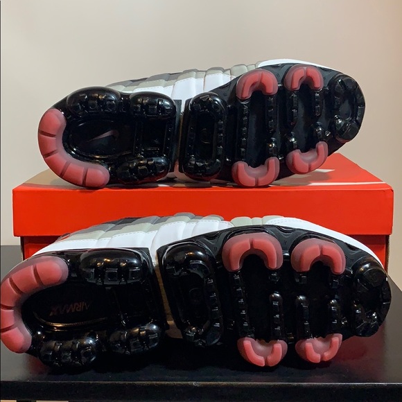 100% Authentic Nike Air VaporMax 95 - Picture 2 of 4